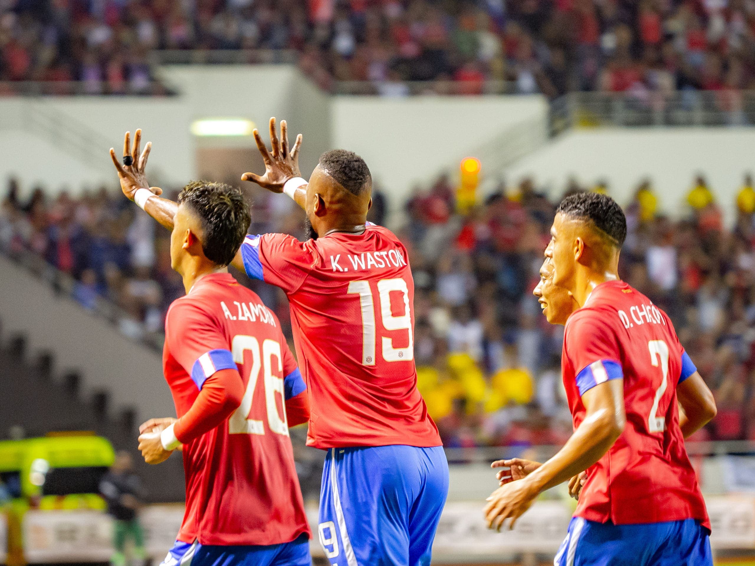 Kendall Waston gol contra nigeria