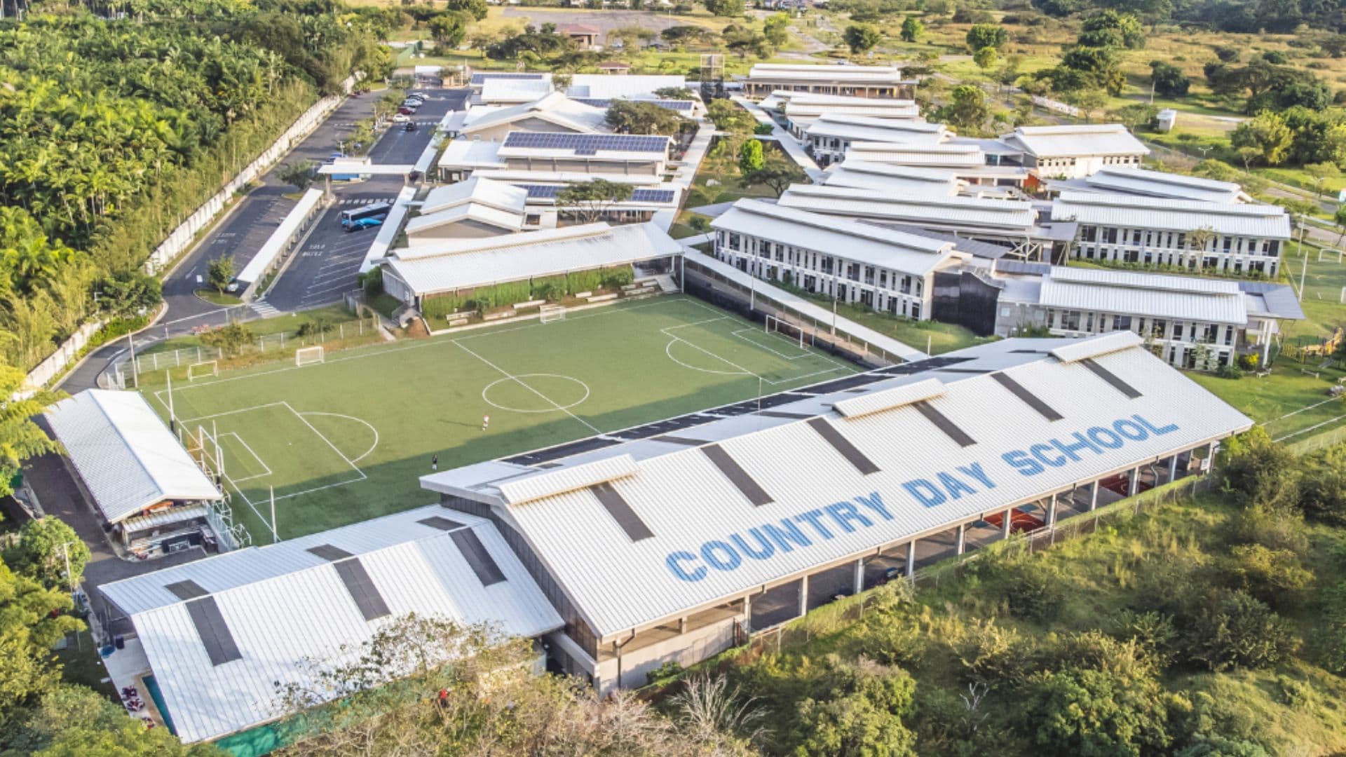 Una educación sin fronteras: la experiencia global del Country Day School